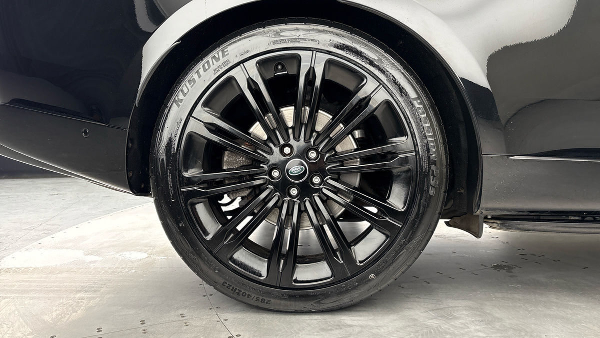 Land Rover Range Rover Image 10