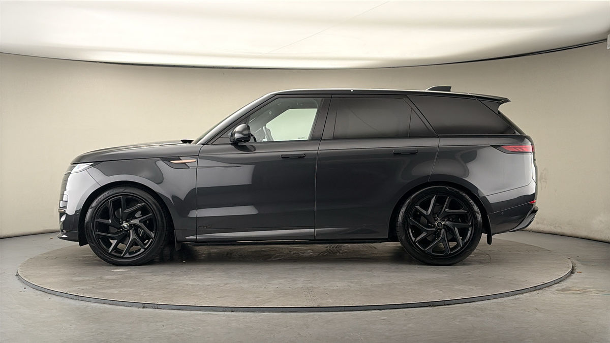 Land Rover Range Rover Sport Image 15