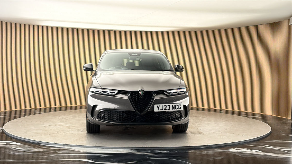 More views of Alfa Romeo Tonale