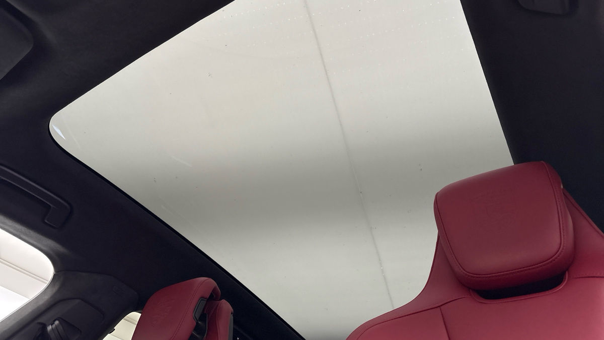 Porsche Taycan Image 7