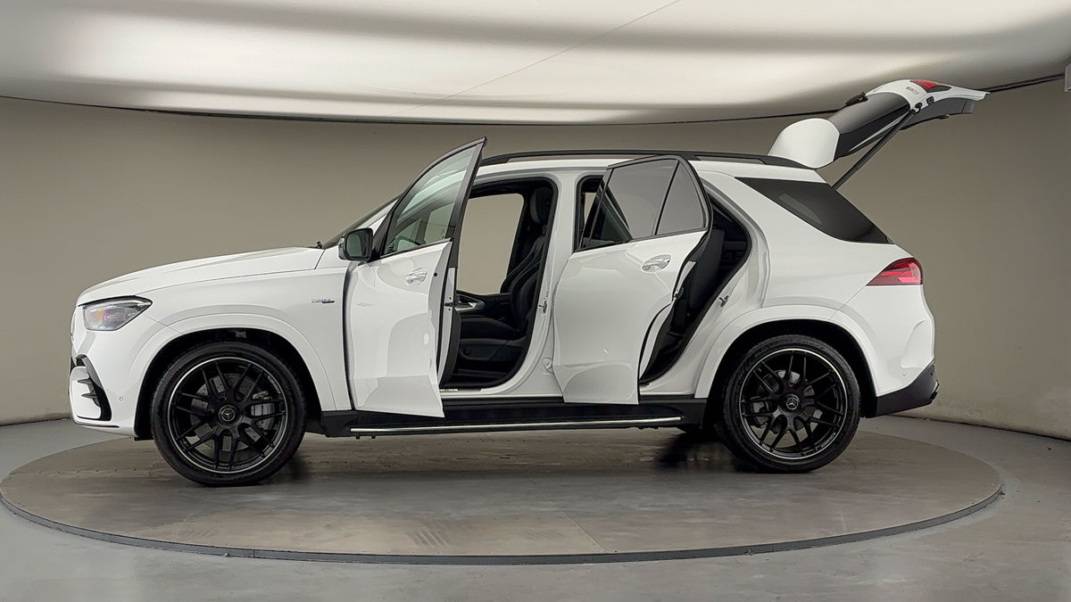 More views of Mercedes-Benz GLE