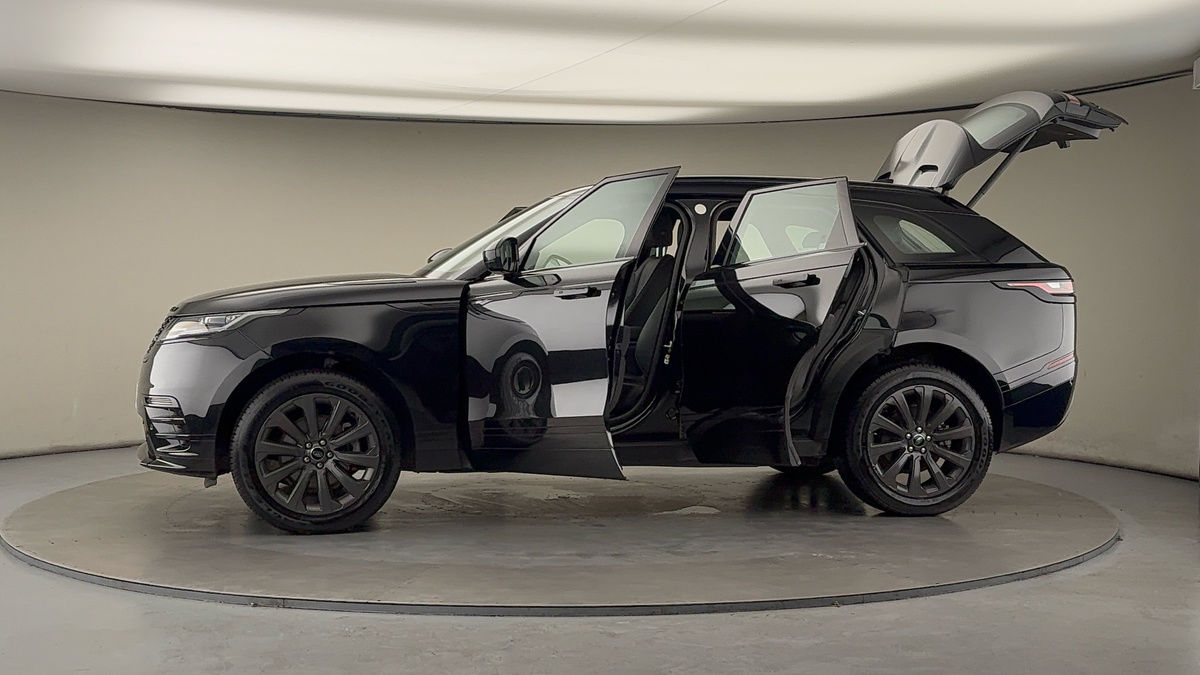 More views of Land Rover Range Rover Velar