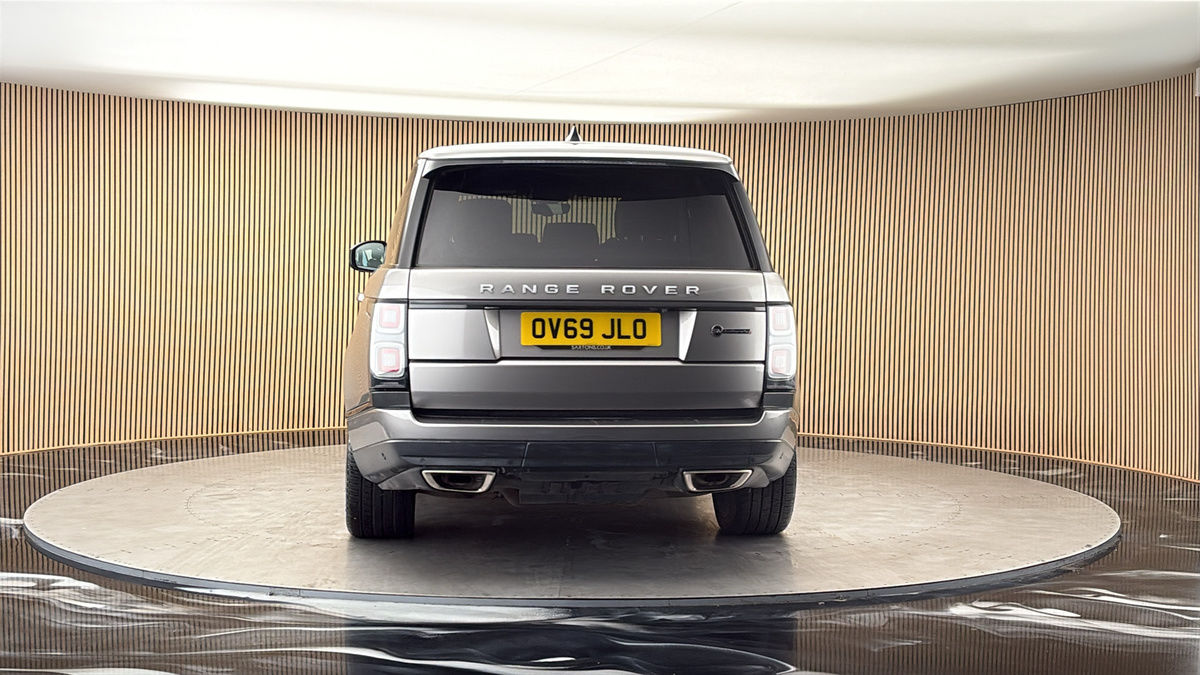 More views of Land Rover Range Rover