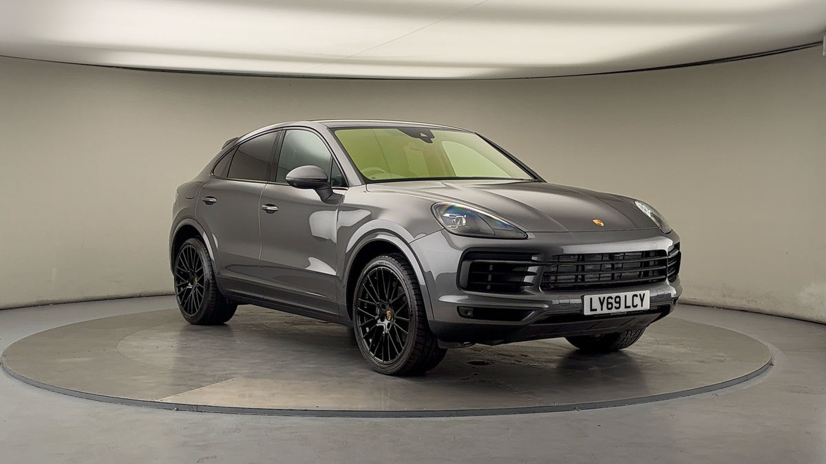 Porsche Cayenne Sticky Header Image