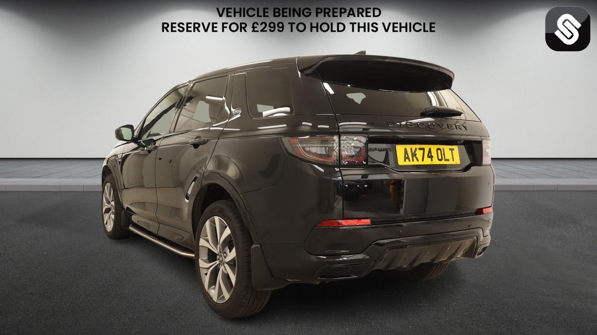 Land Rover Discovery Sport Image 3