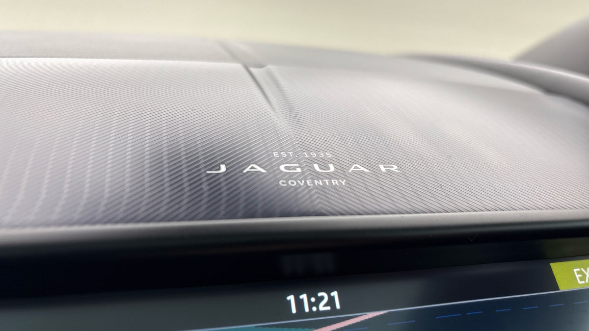 Jaguar F-Type Image 27