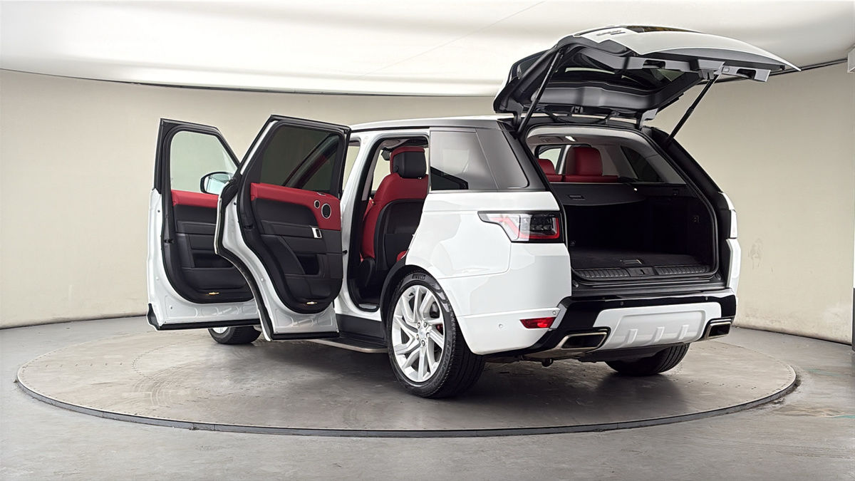 Land Rover Range Rover Sport Image 23