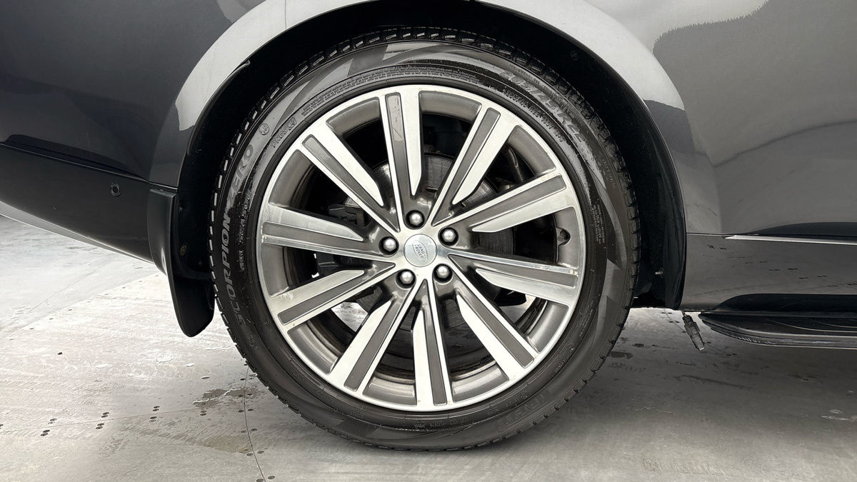 Land Rover Range Rover Image 10