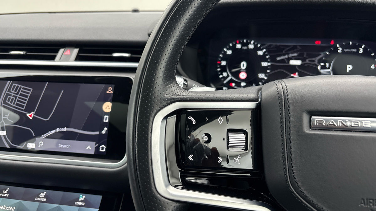 Land Rover Range Rover Velar Image 13