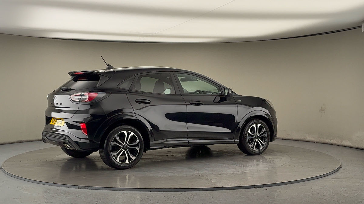 More views of Ford Puma