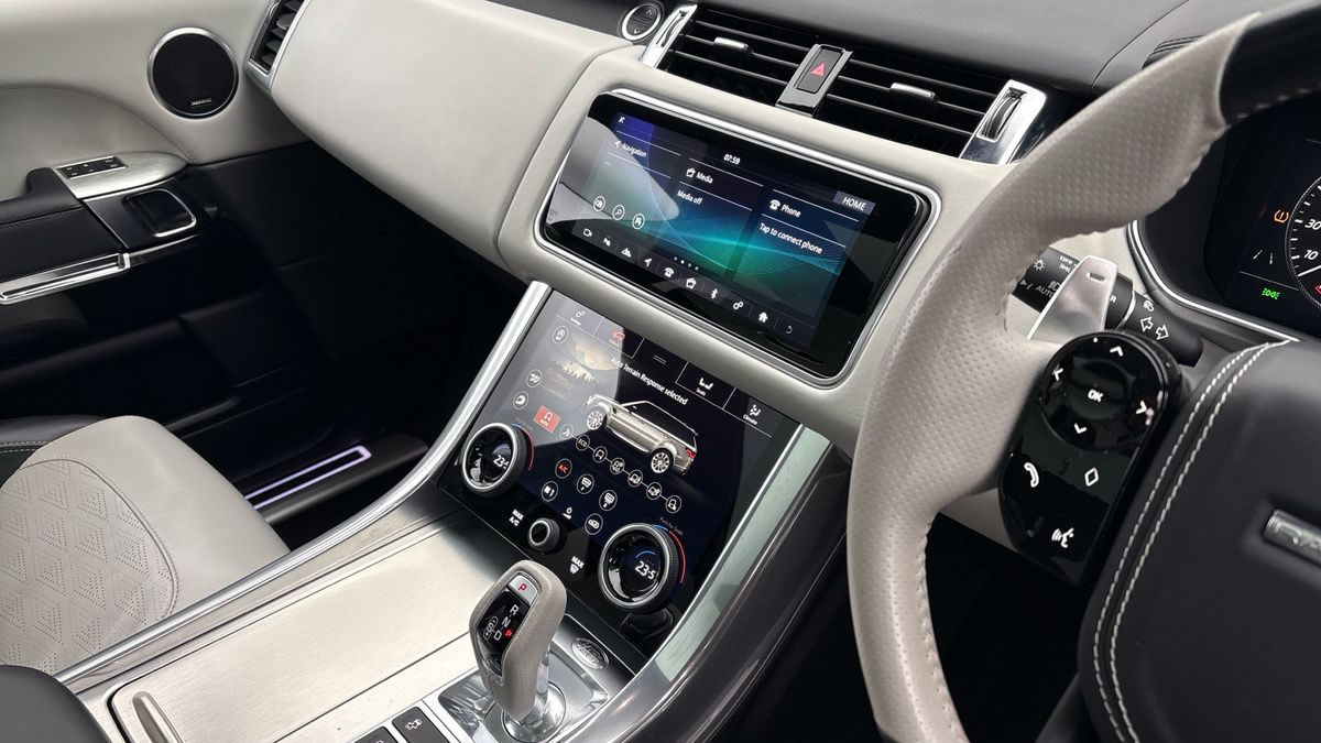 Land Rover Range Rover Sport Image 18