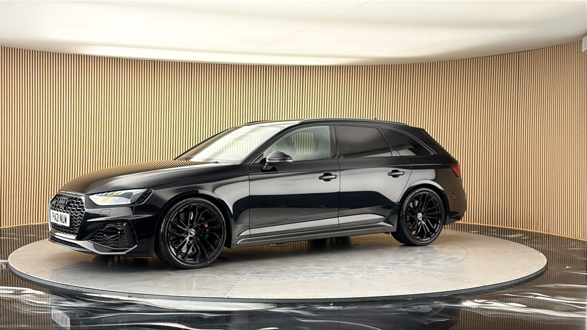 More views of Audi RS4 Avant