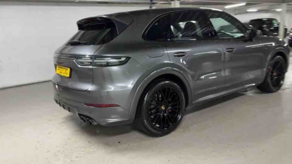 More views of Porsche Cayenne