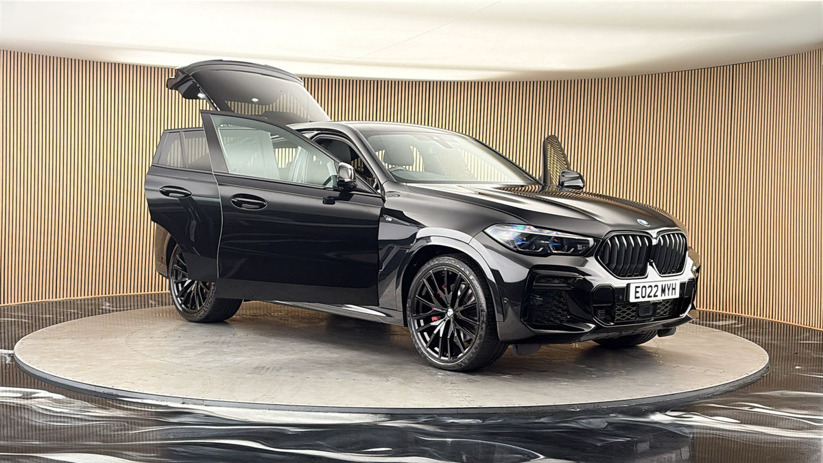 More views of BMW X6