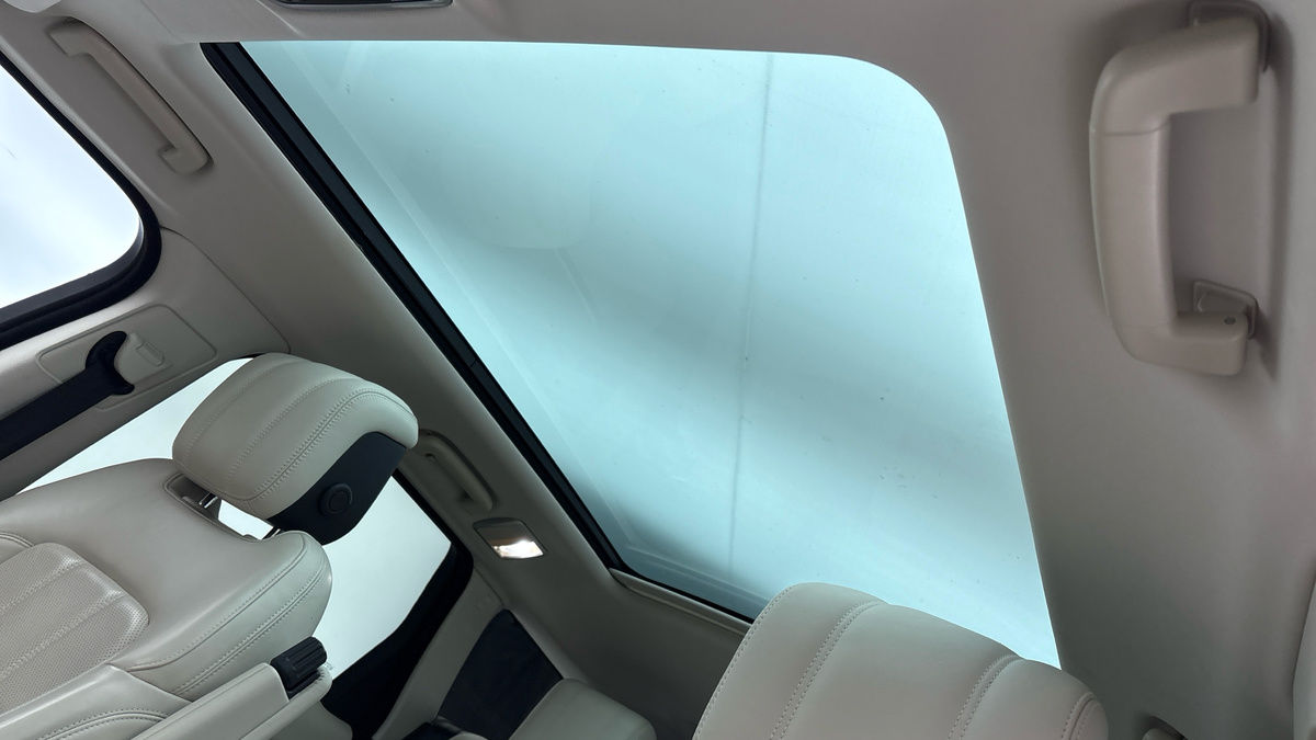 Land Rover Range Rover Sport Image 6