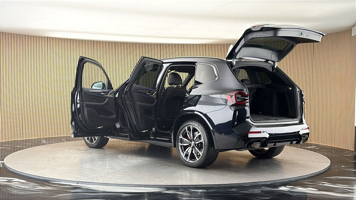 More views of BMW X3