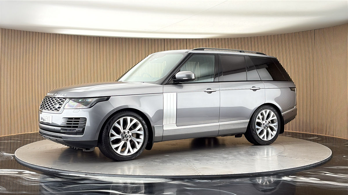 More views of Land Rover Range Rover