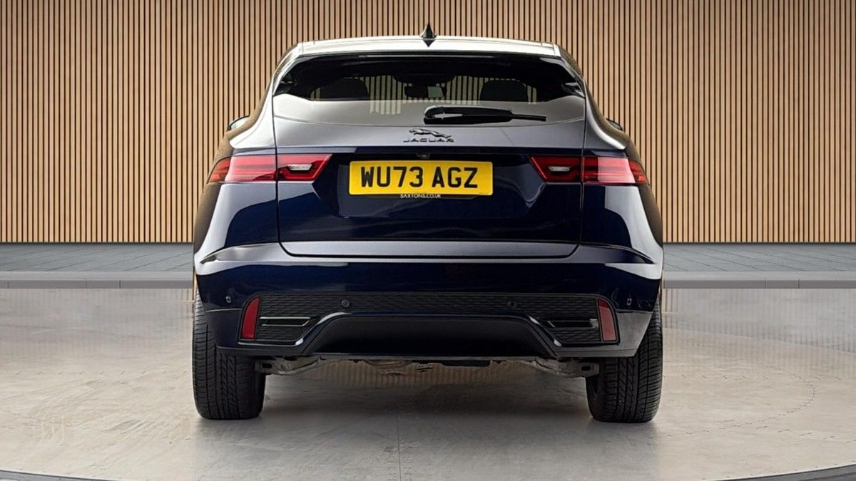 Jaguar E-PACE Image 4