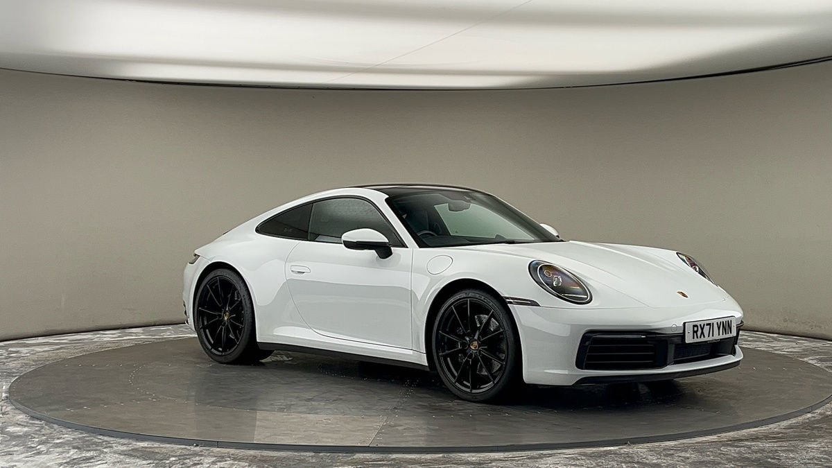 More views of Porsche 911