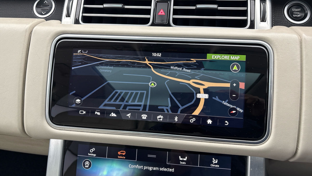 Land Rover Range Rover Image 17