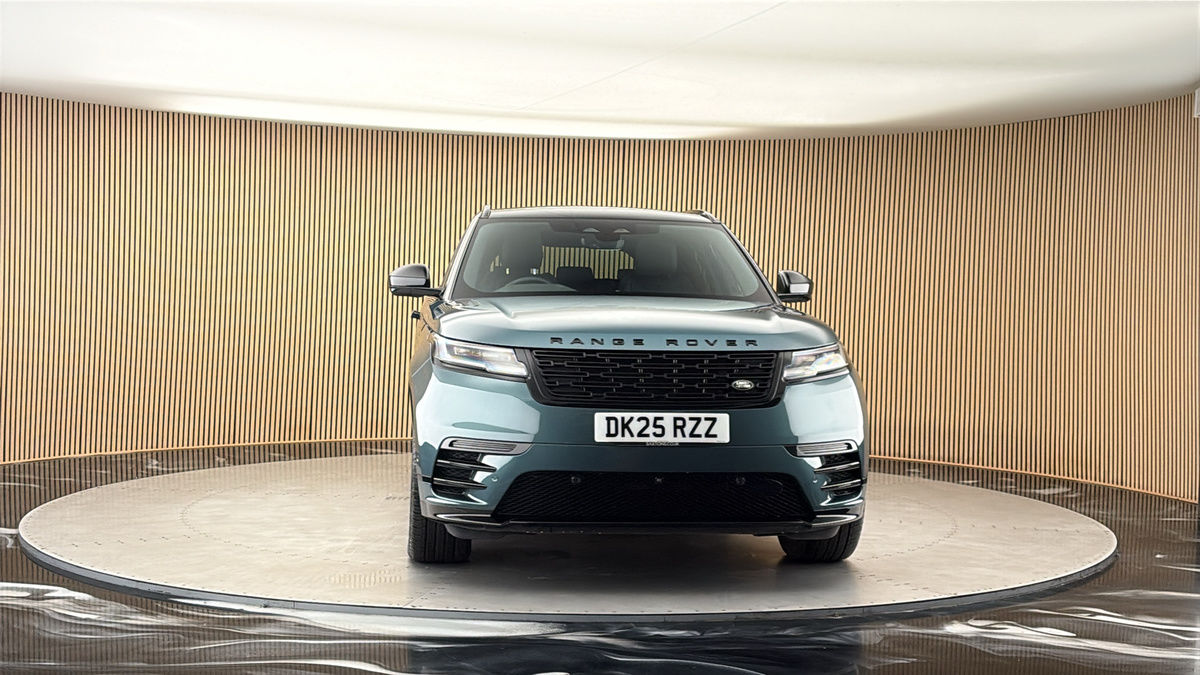 More views of Land Rover Range Rover Velar