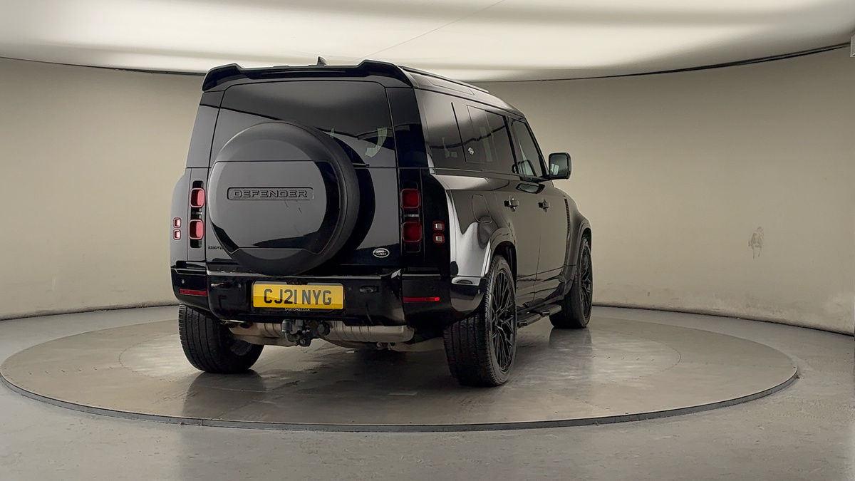 More views of Land Rover Defender 110