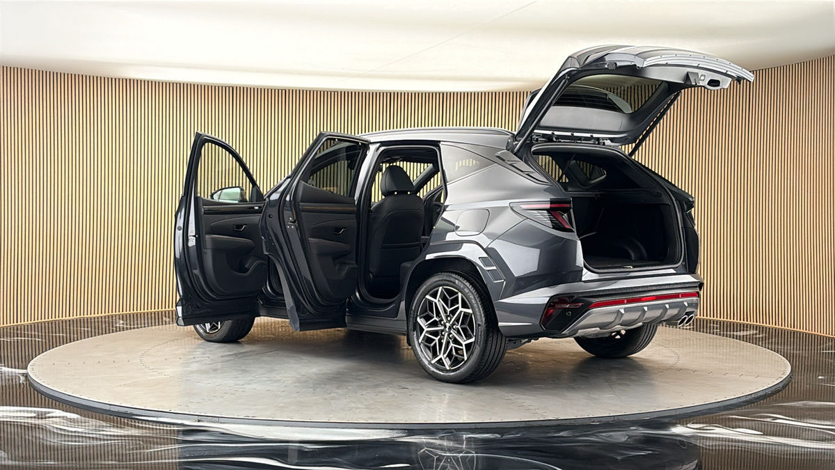 More views of Hyundai TUCSON