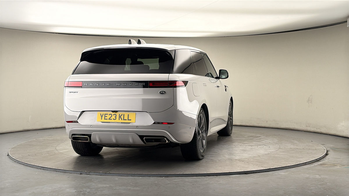 More views of Land Rover Range Rover Sport