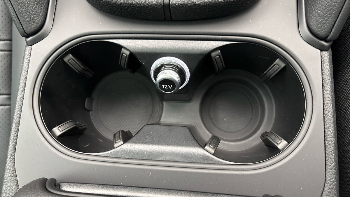 Porsche Cayenne Image 27
