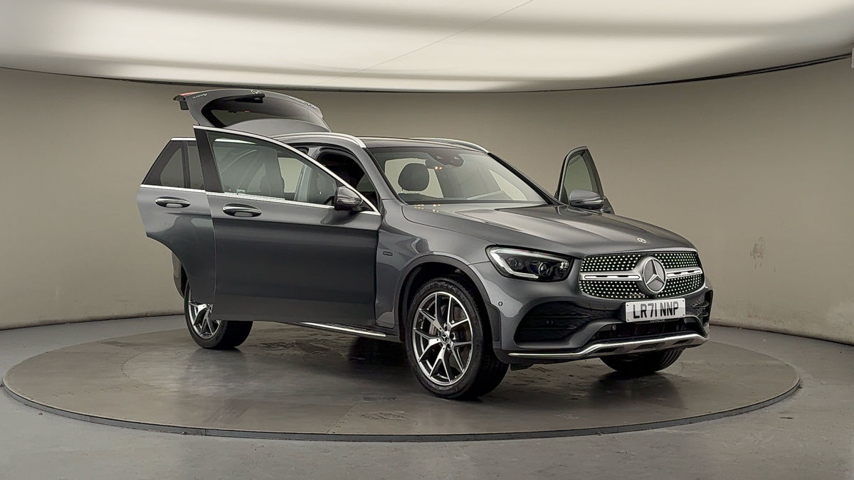 More views of Mercedes-Benz GLC