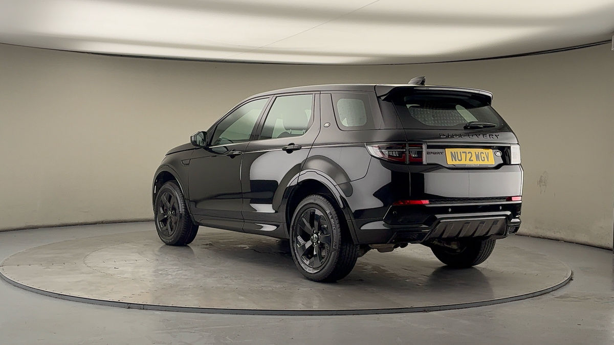 Land Rover Discovery Sport Image 2