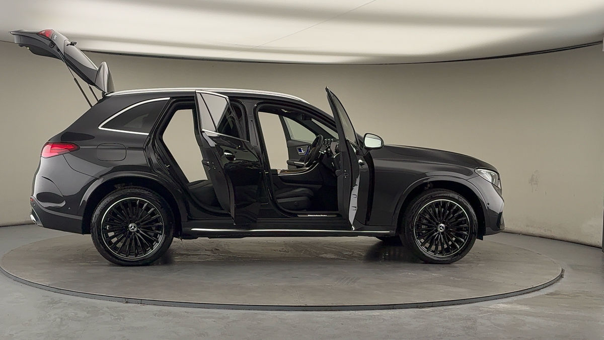 More views of Mercedes-Benz GLC