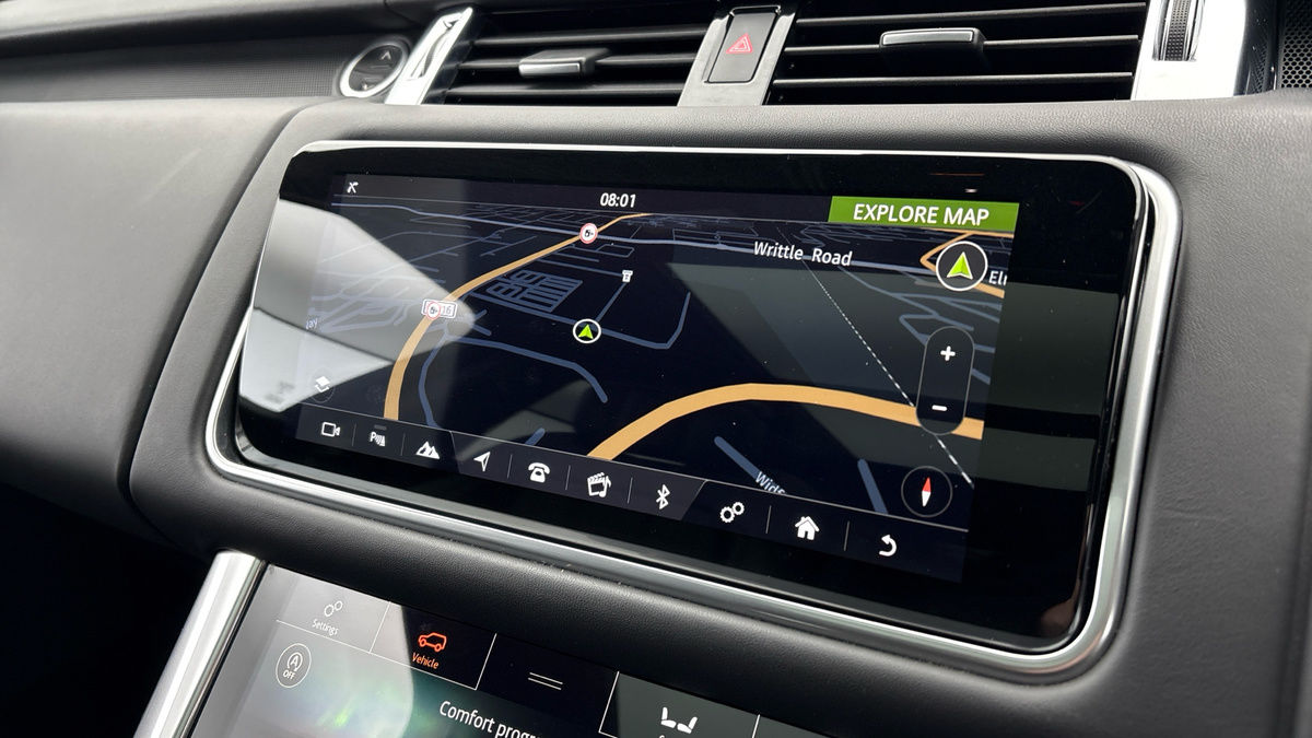 Land Rover Range Rover Sport Image 17