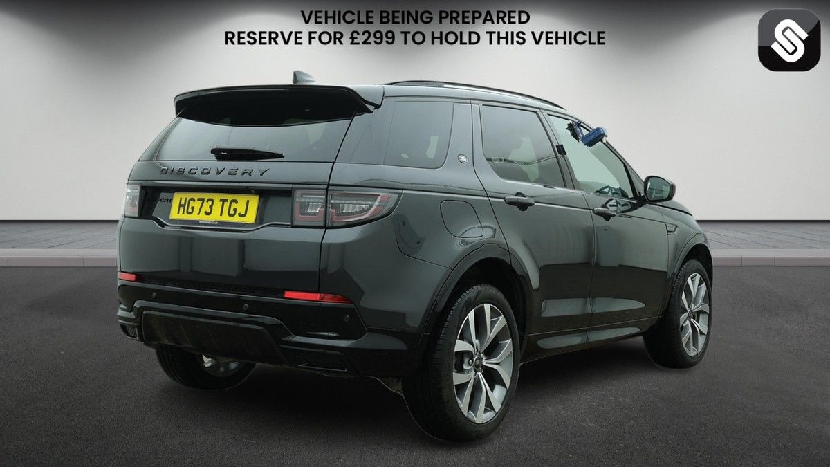 Land Rover Discovery Sport Image 4