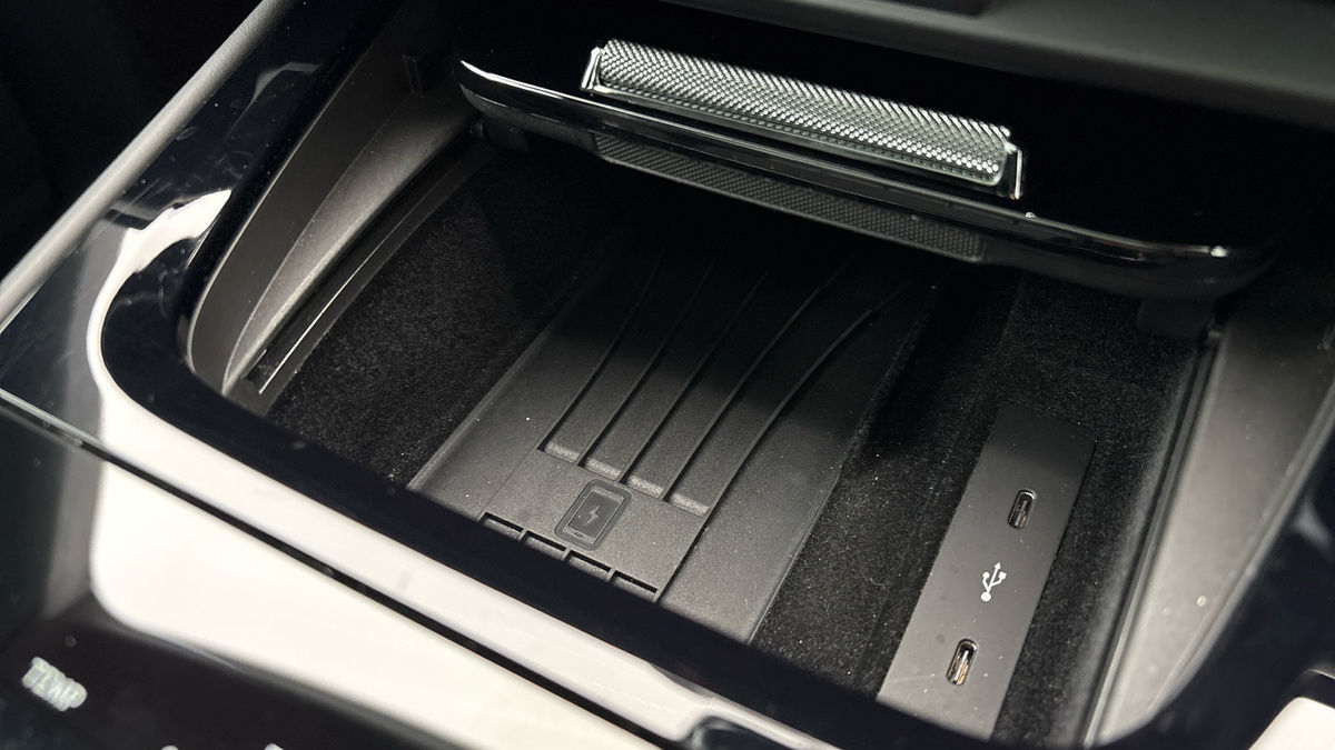 Porsche Cayenne Image 30