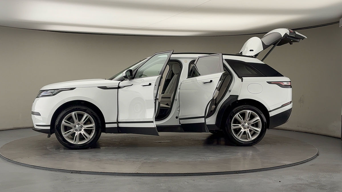 More views of Land Rover Range Rover Velar