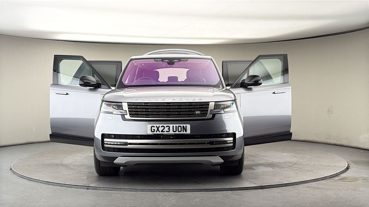 More views of Land Rover Range Rover