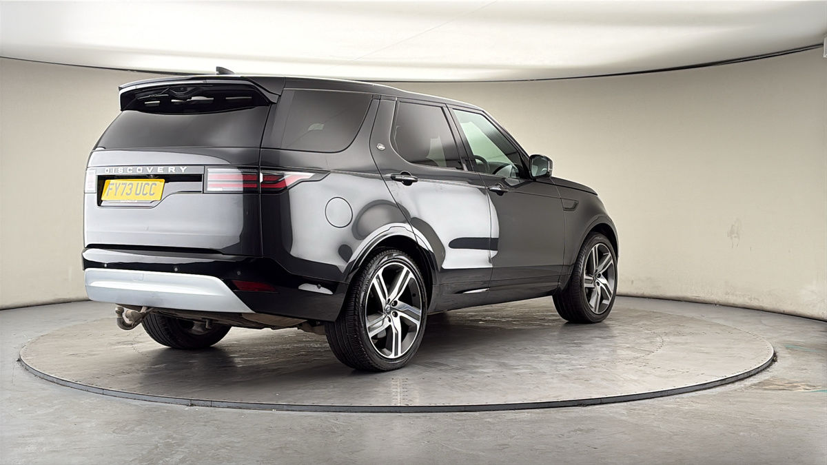 More views of Land Rover Discovery