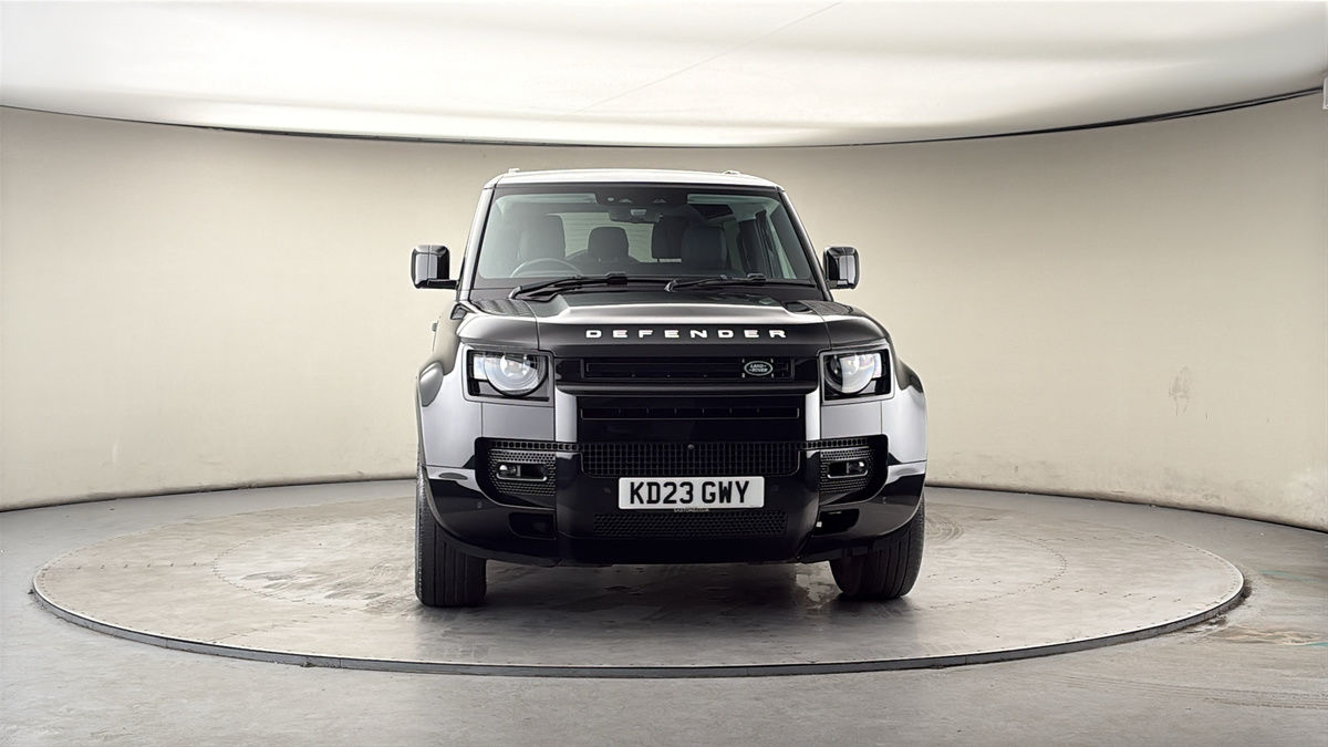 More views of Land Rover Defender 90