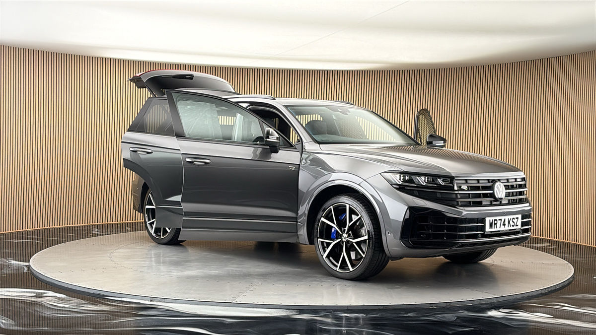 More views of Volkswagen Touareg