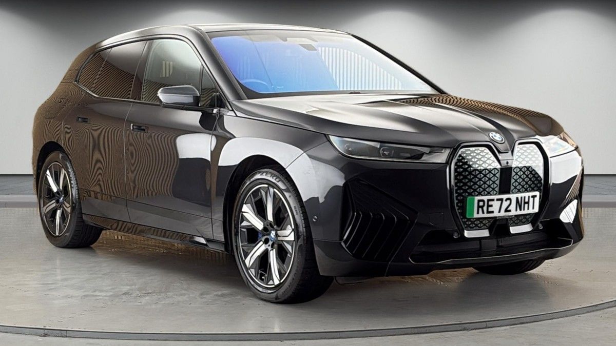 BMW iX Sticky Header Image