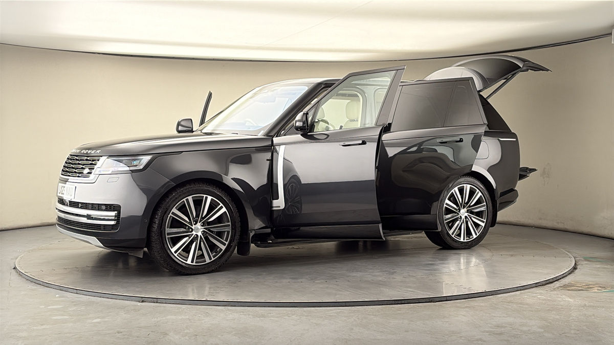 More views of Land Rover Range Rover