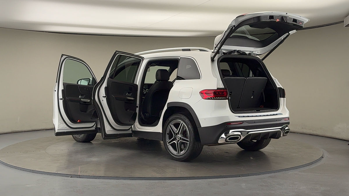 More views of Mercedes-Benz GLB