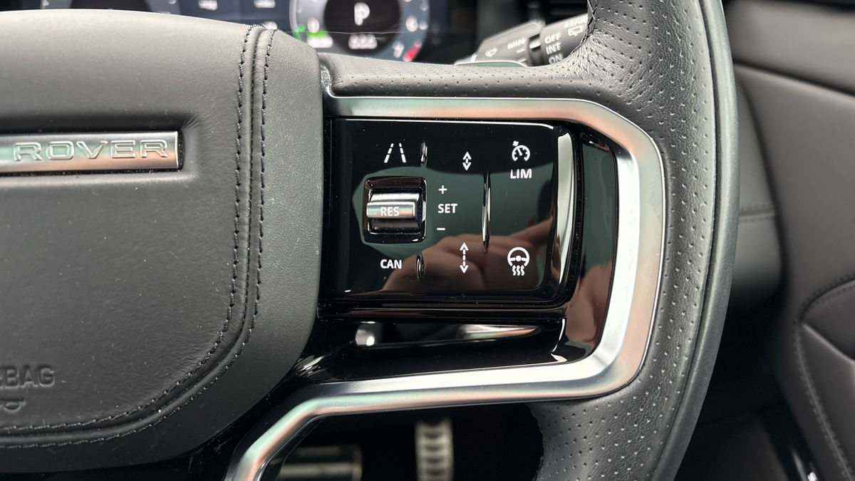 Land Rover Range Rover Evoque Image 14