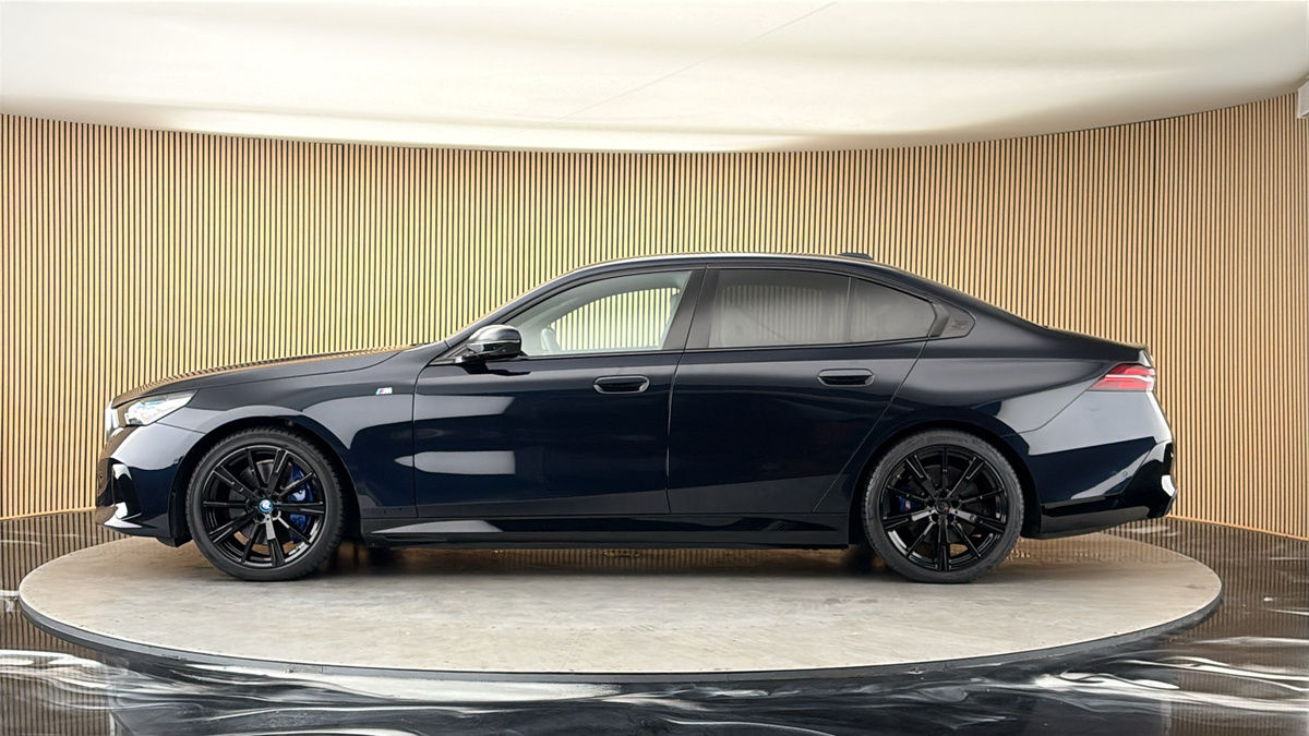 BMW i5 Image 15