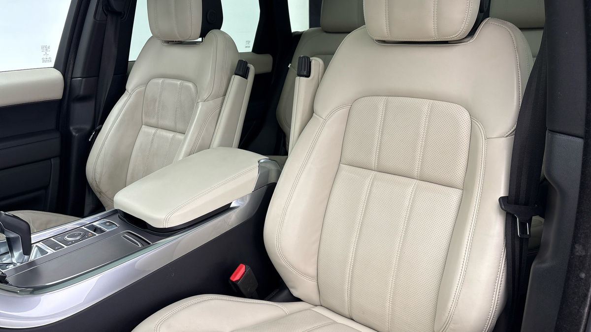 Land Rover Range Rover Sport Image 7