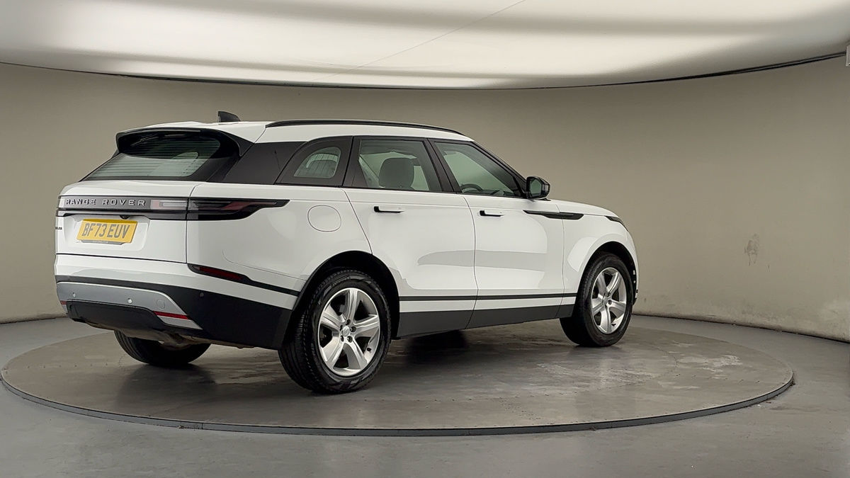 Land Rover Range Rover Velar Image 21