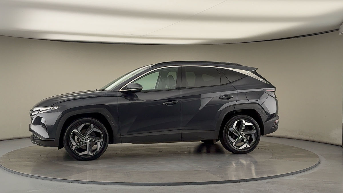 More views of Hyundai TUCSON