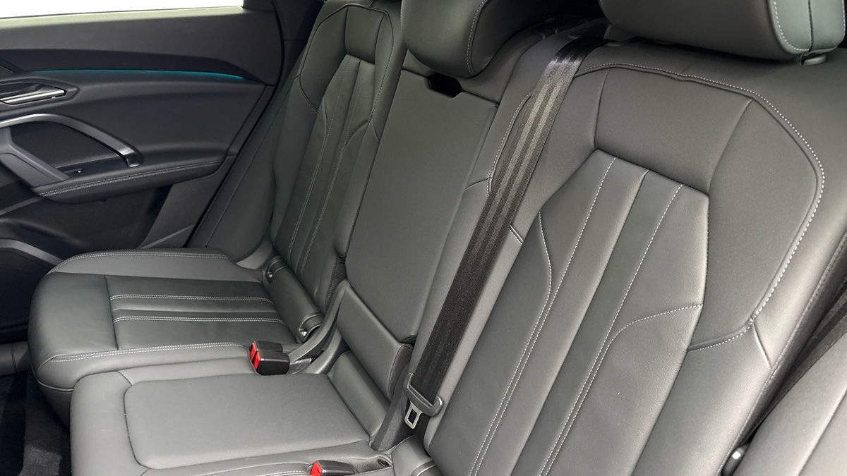 Audi Q5 Image 8