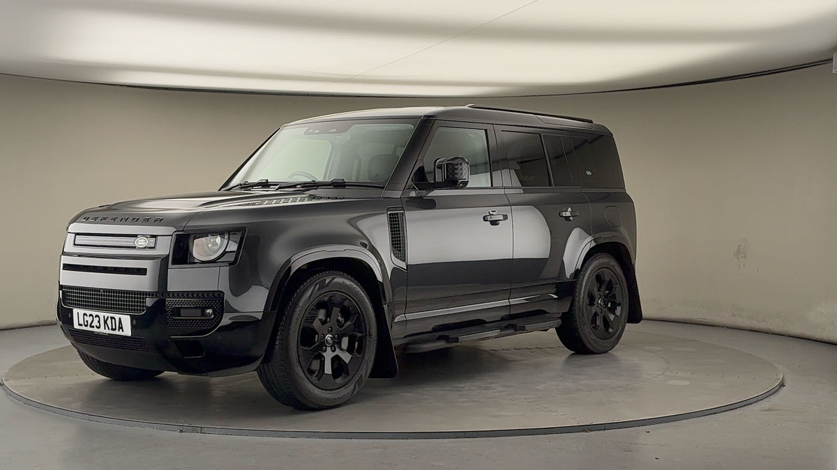 Land Rover Defender 110 Image 20